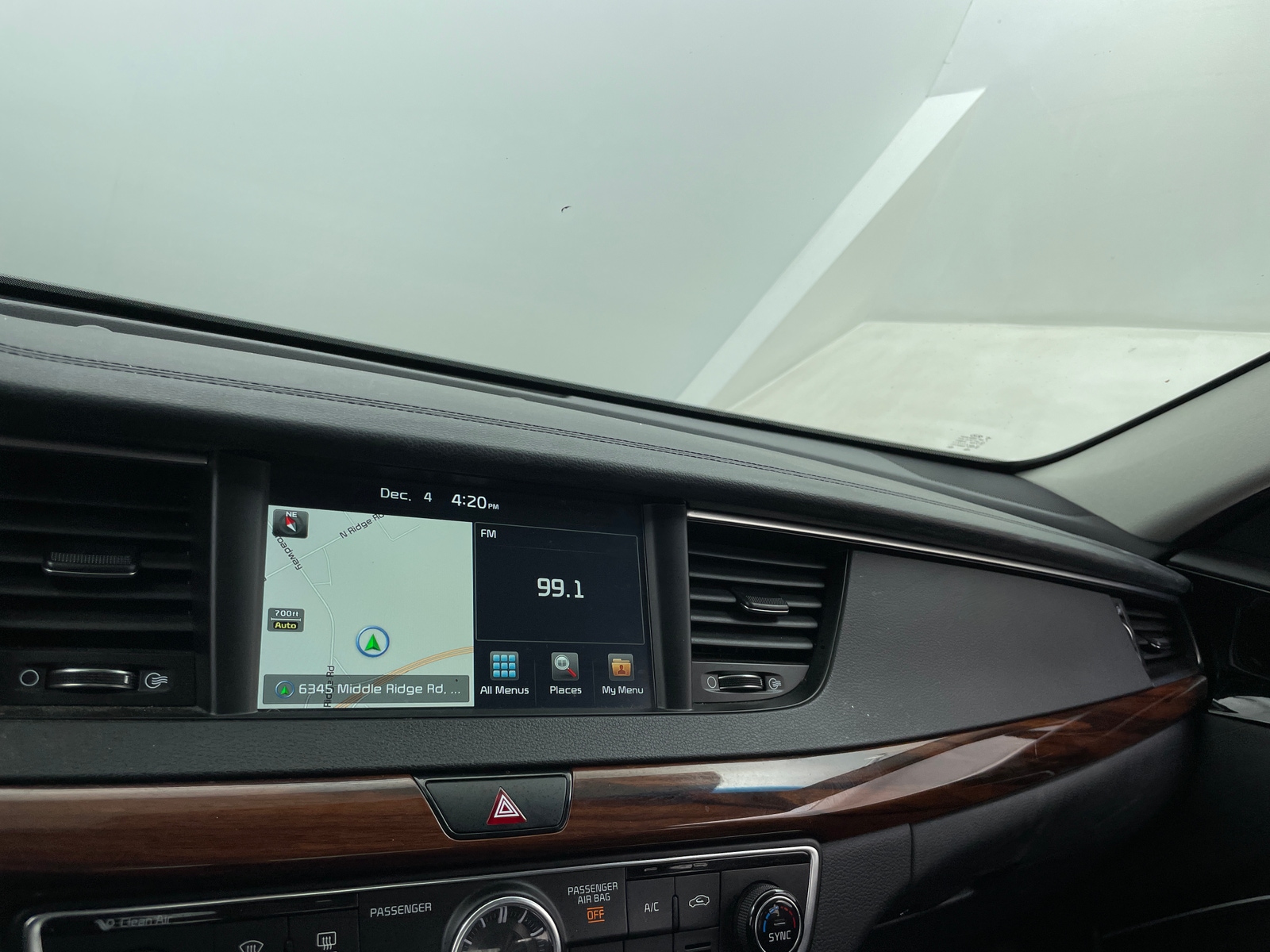 Thumbnail: 2017 Kia Cadenza - 3