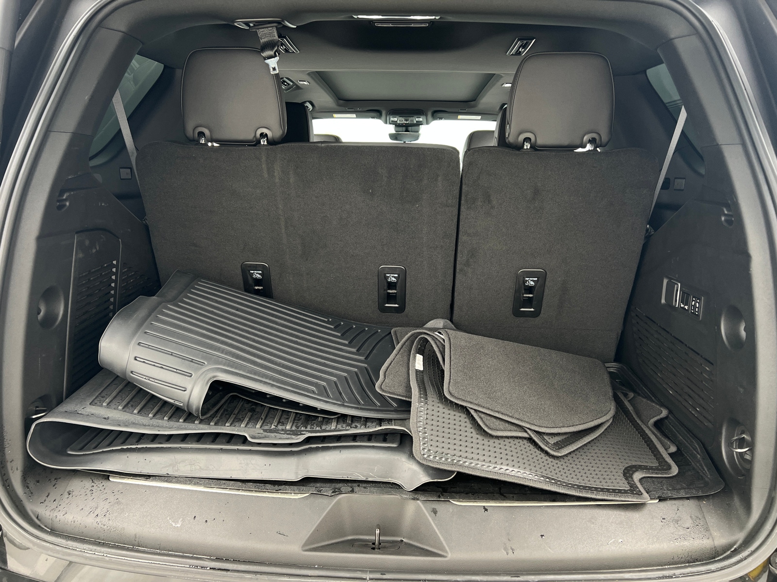 Thumbnail: 2023 Chevrolet Tahoe - 6