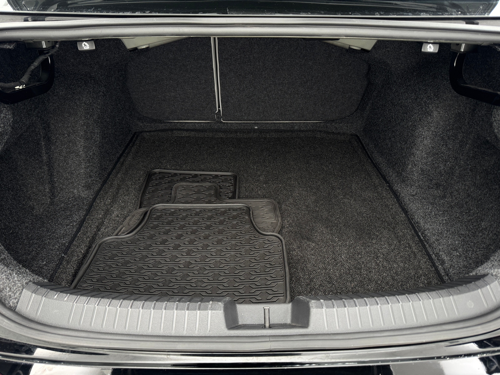 Thumbnail: 2021 Volkswagen Jetta - 7