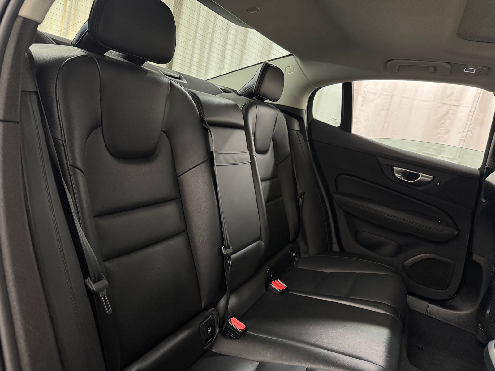 Thumbnail: 2024 Volvo S60 - 6