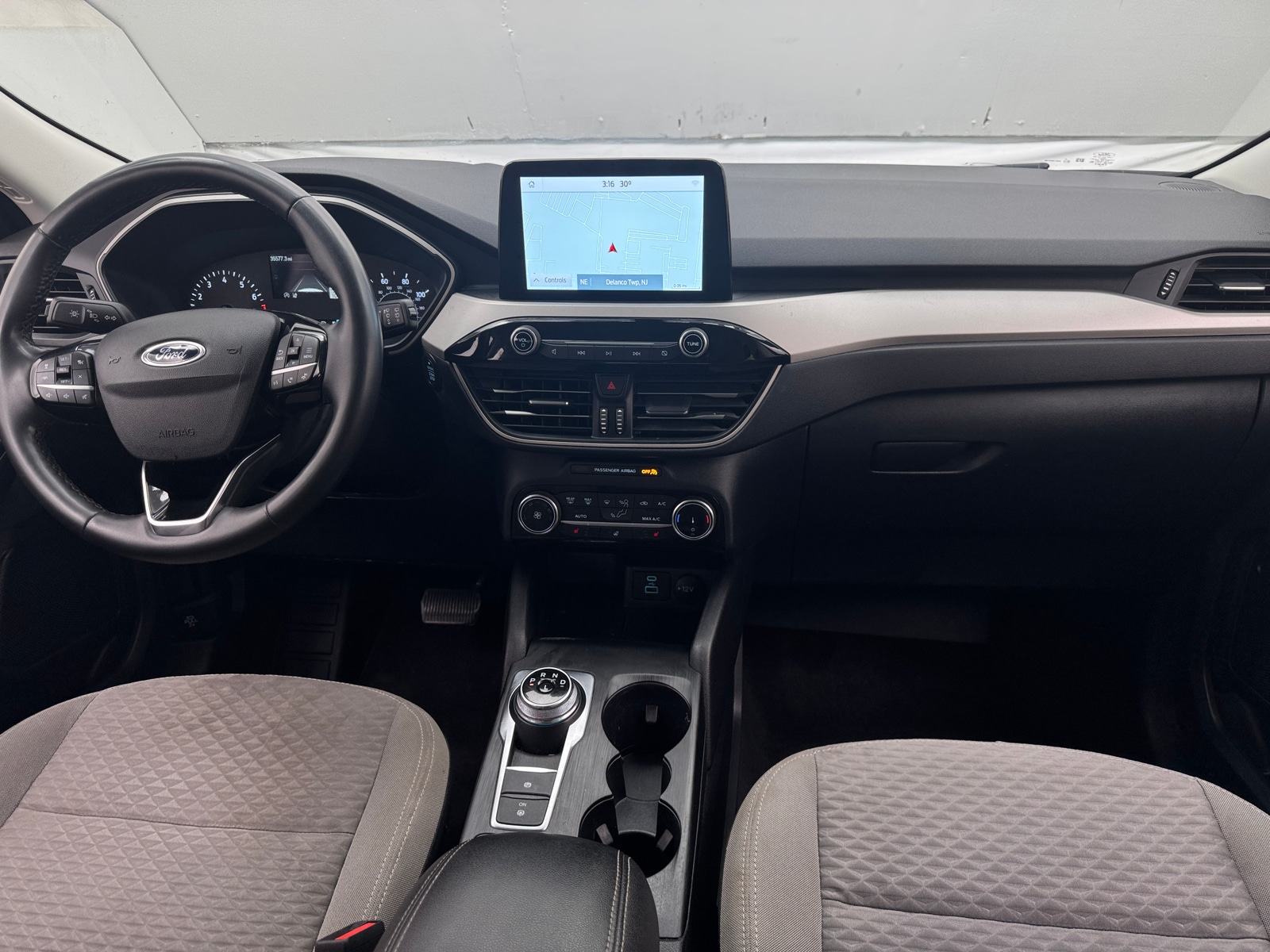 Thumbnail: 2022 Ford Escape - 3