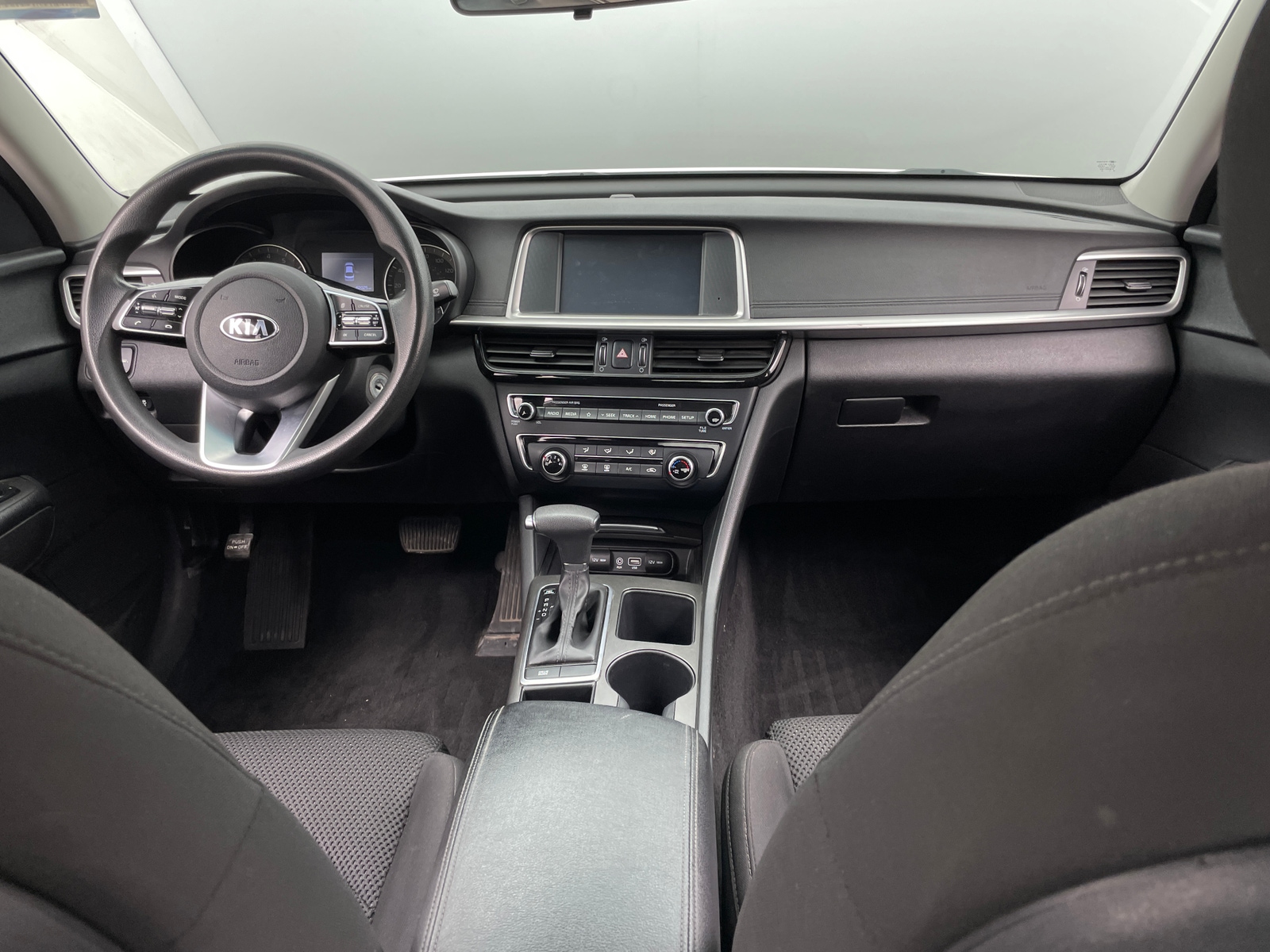 Thumbnail: 2020 Kia Optima - 3