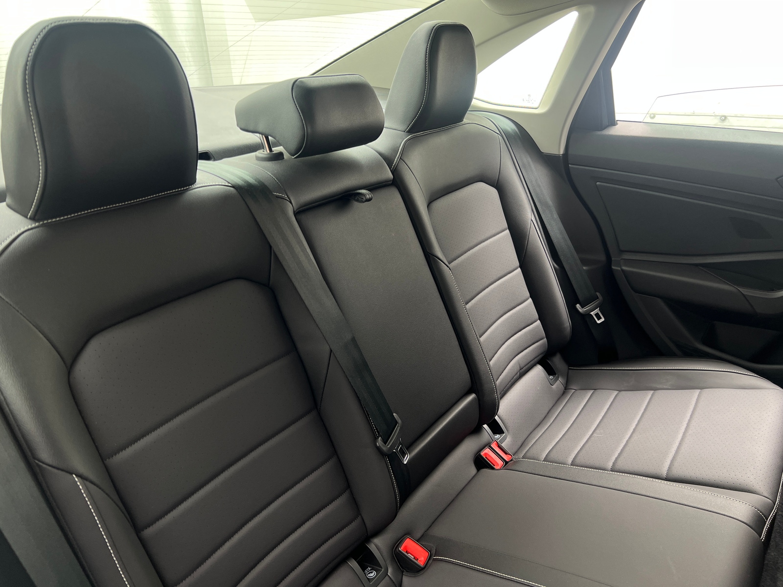 Thumbnail: 2024 Volkswagen Jetta - 5