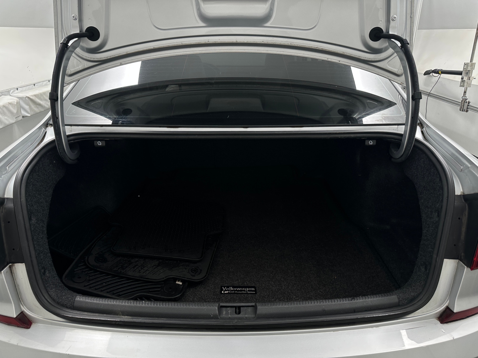 Thumbnail: 2017 Volkswagen Passat - 6