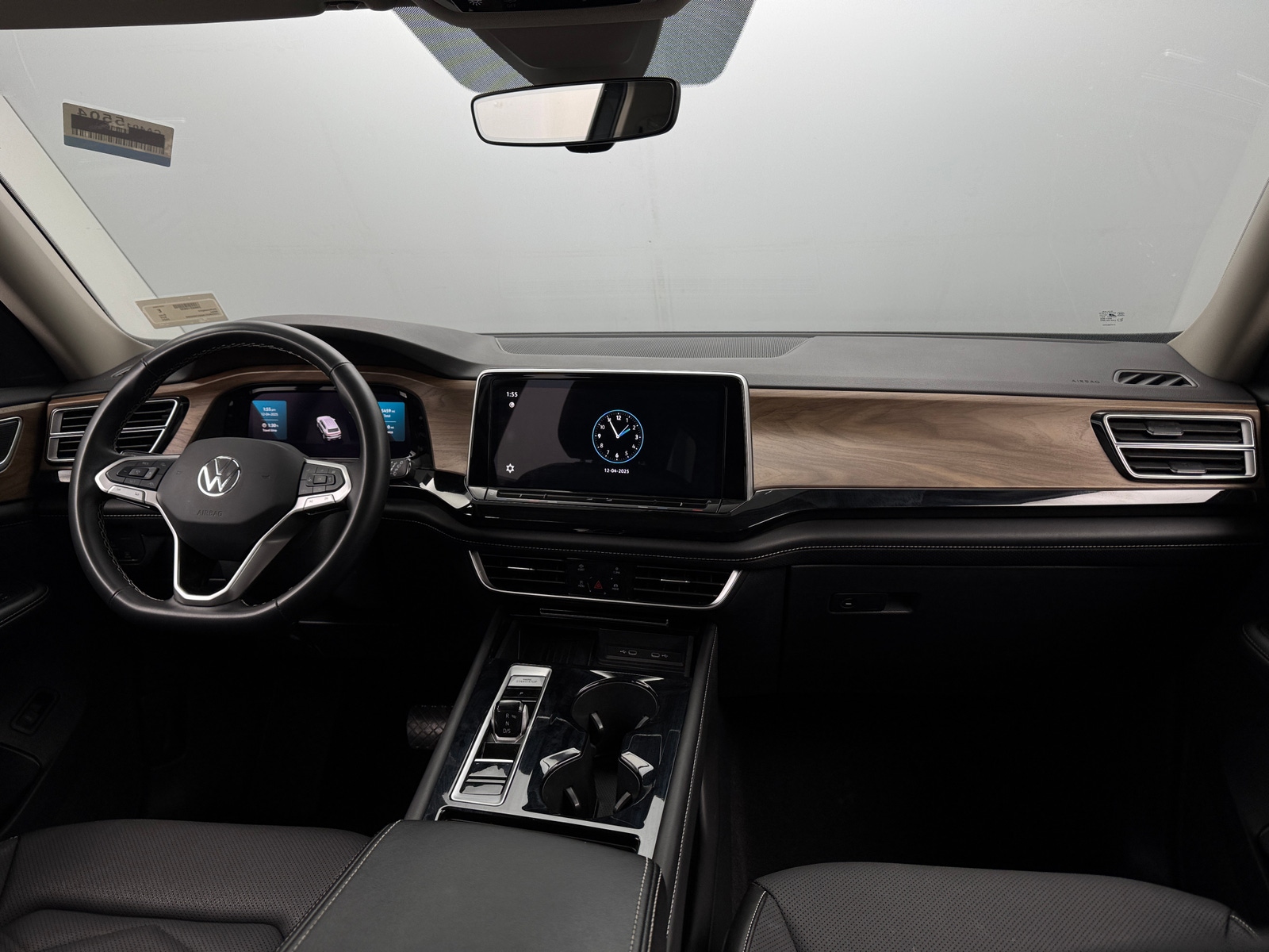 Thumbnail: 2025 Volkswagen Atlas - 2