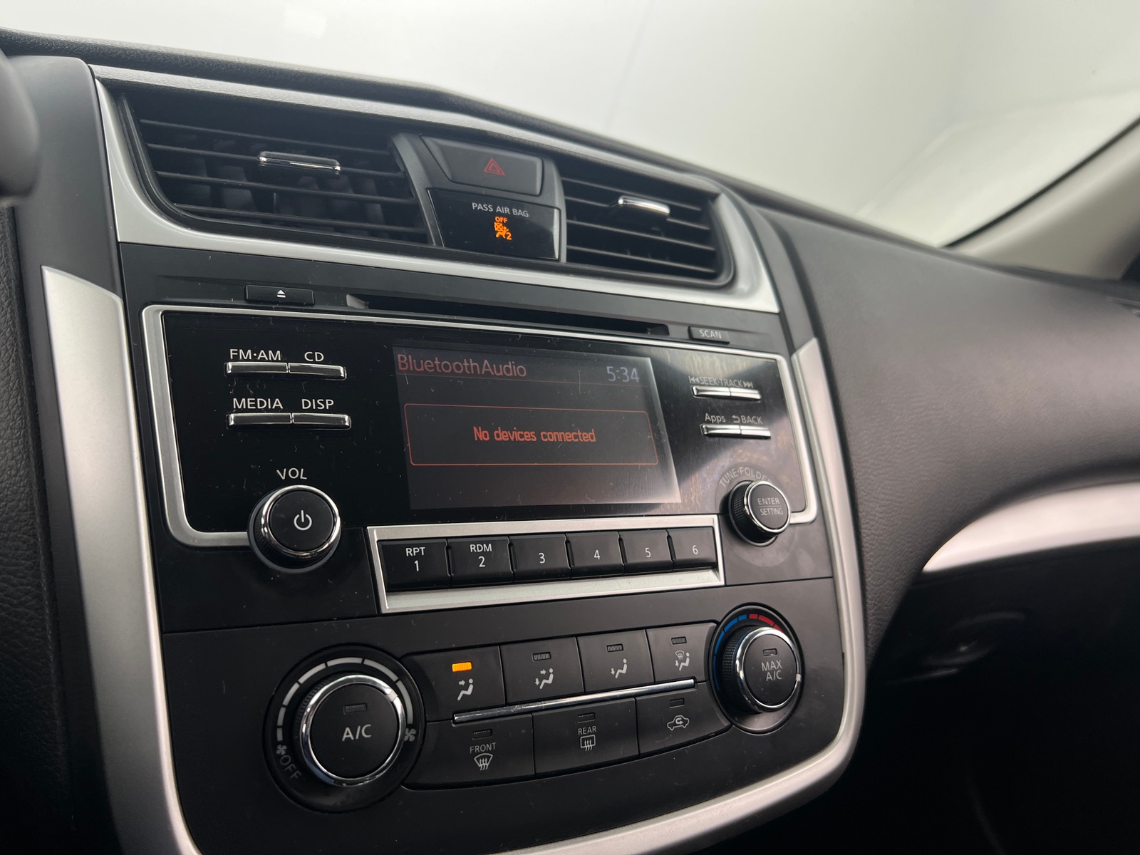 Thumbnail: 2016 Nissan Altima - 4