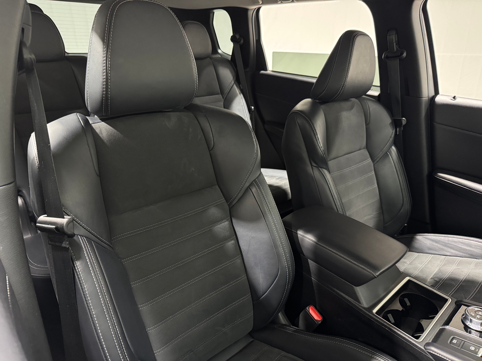 Thumbnail: 2024 Mitsubishi Outlander - 2