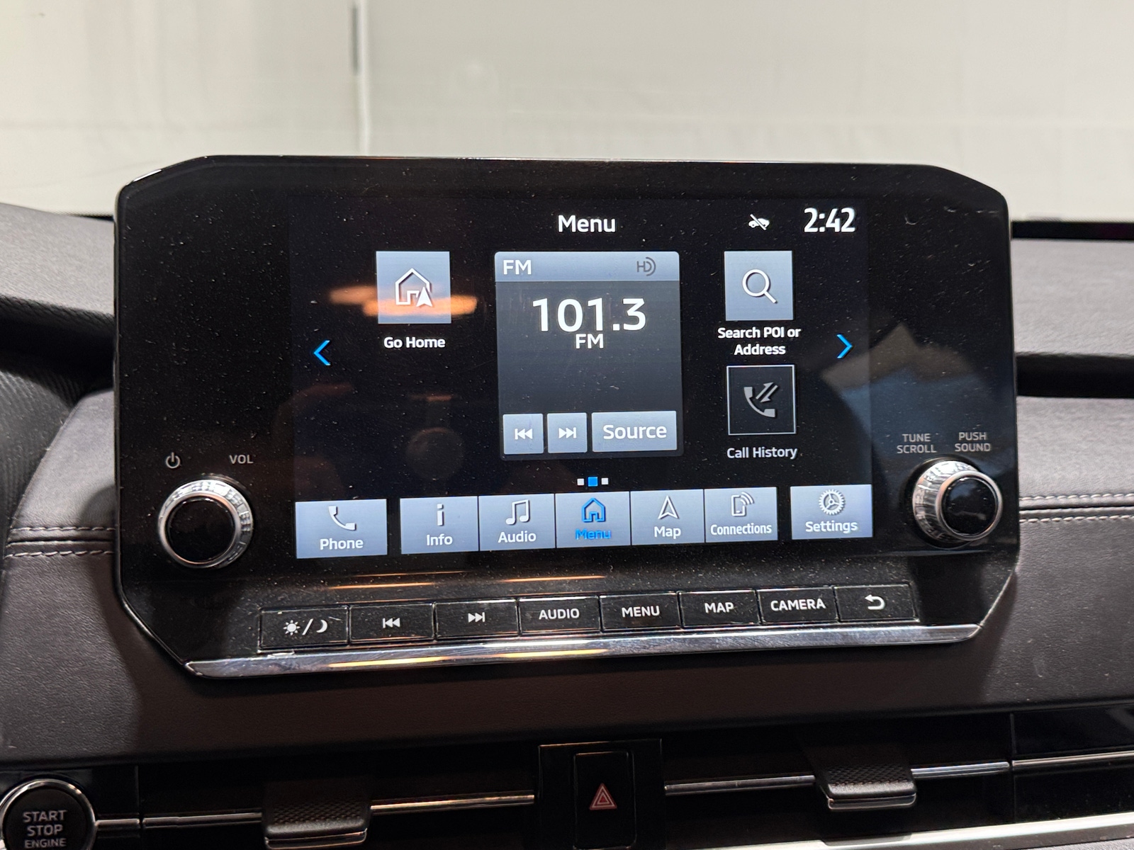 Thumbnail: 2024 Mitsubishi Outlander - 4