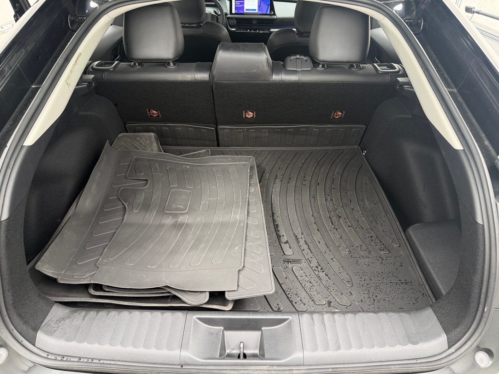 Thumbnail: 2023 Toyota Prius - 7