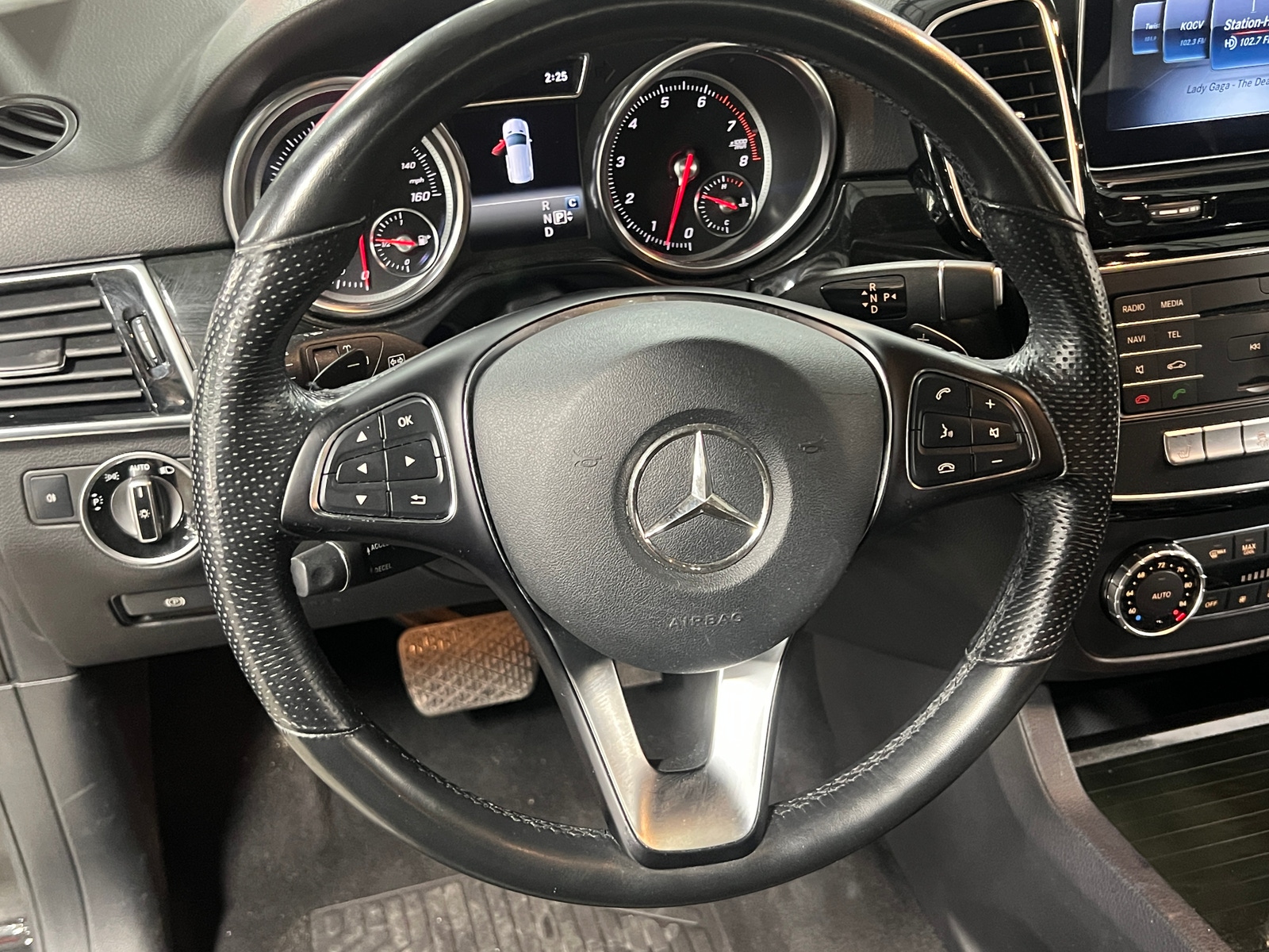 Thumbnail: 2018 Mercedes-Benz GLE - 4