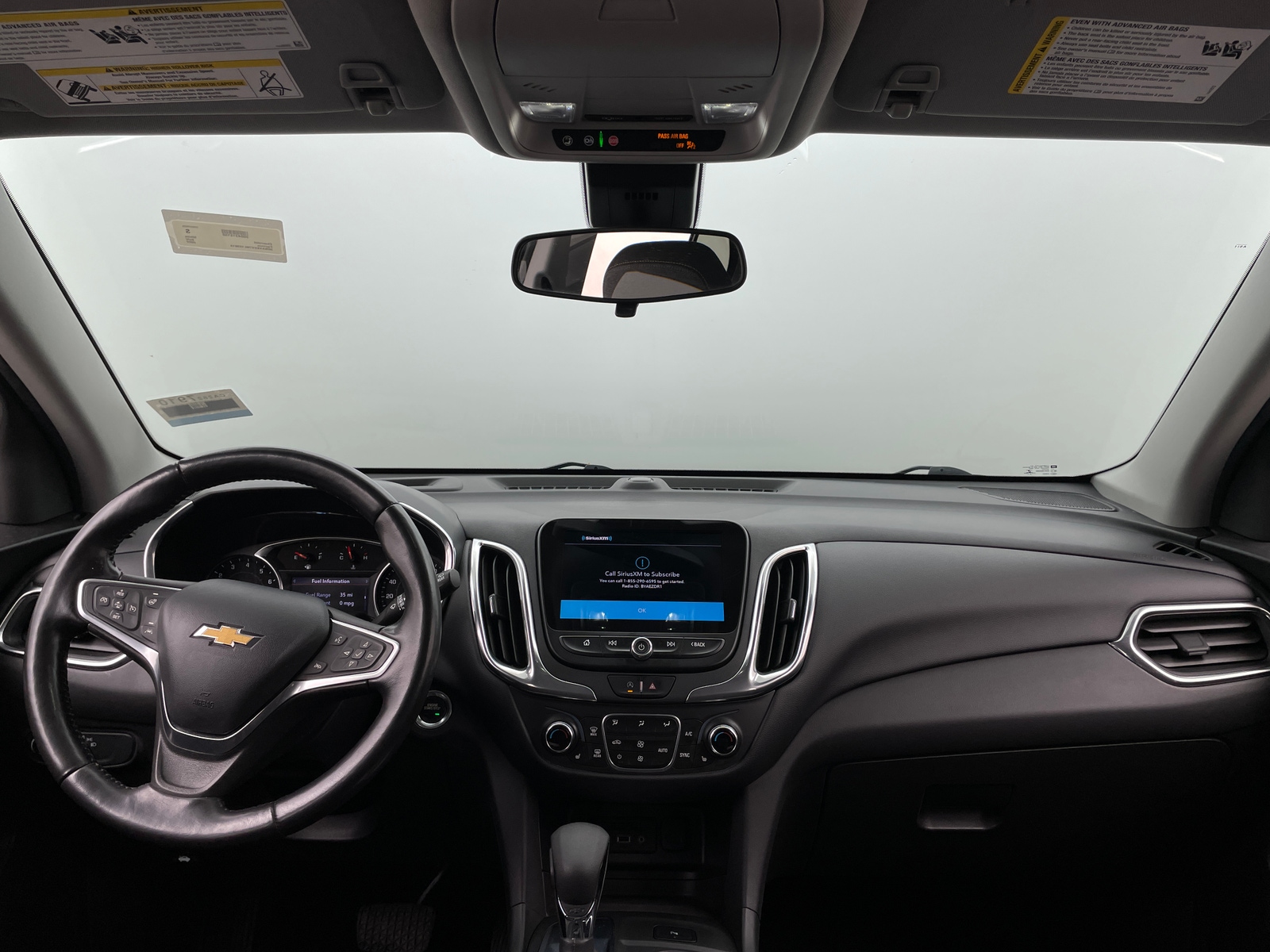 Thumbnail: 2022 Chevrolet Equinox - 3