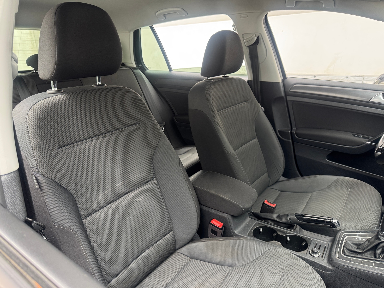 Thumbnail: 2018 Volkswagen Golf - 2