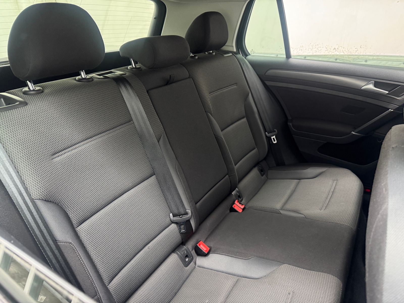 Thumbnail: 2018 Volkswagen Golf - 6