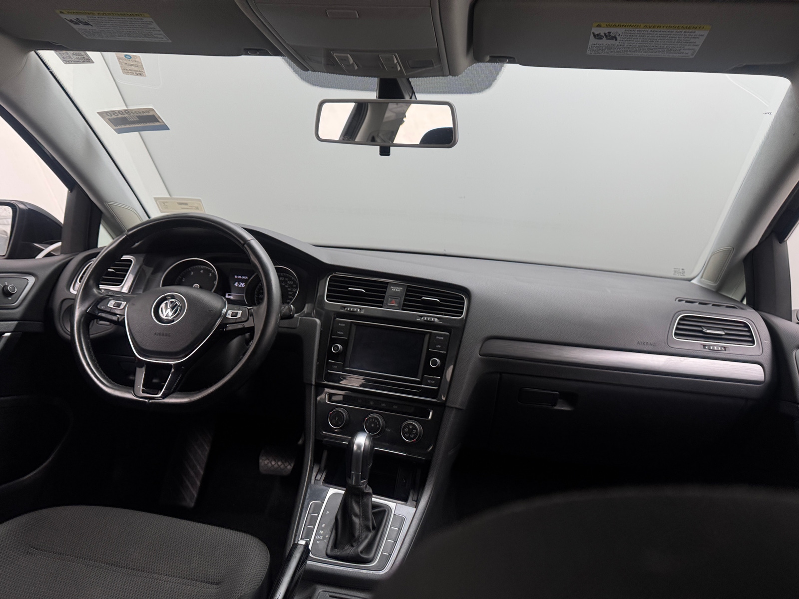 Thumbnail: 2018 Volkswagen Golf - 3