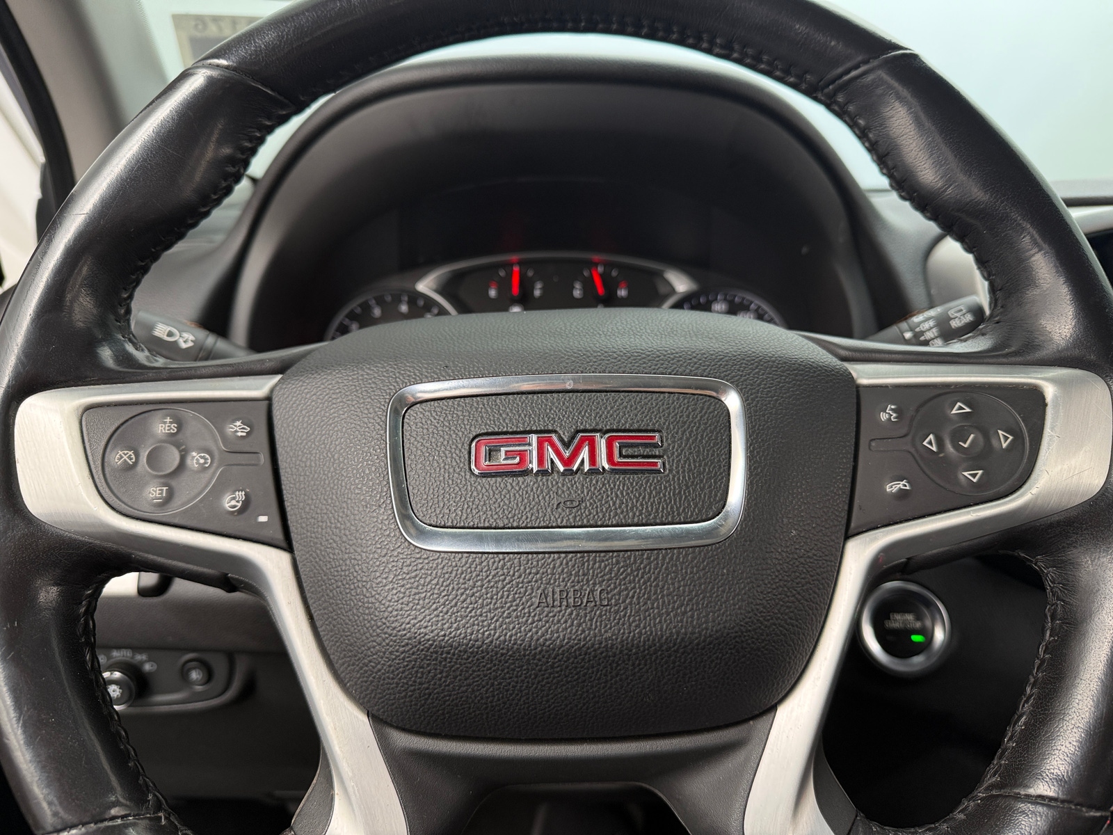 Thumbnail: 2020 GMC Terrain - 4