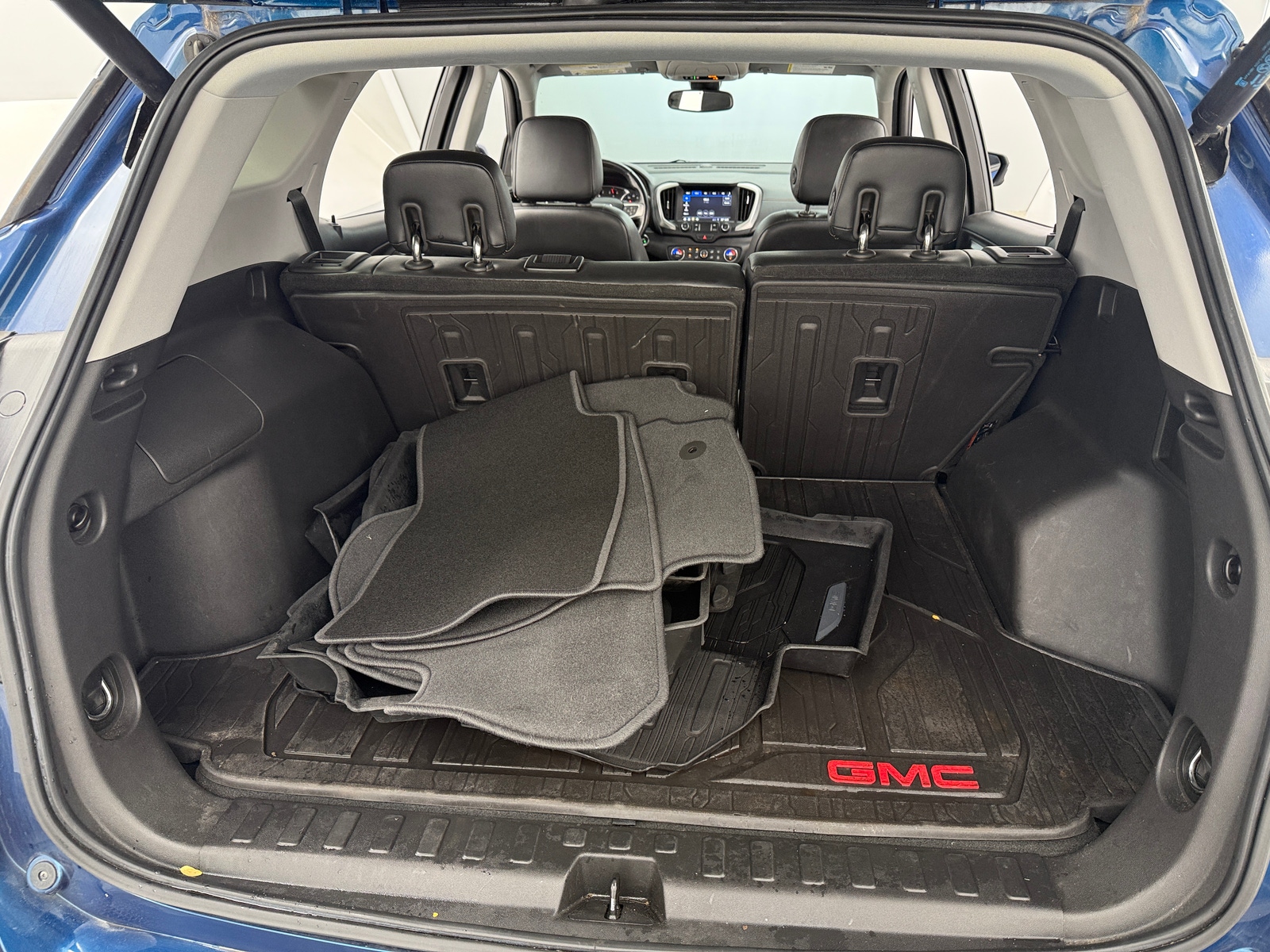 Thumbnail: 2020 GMC Terrain - 6