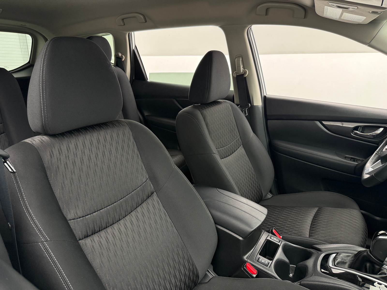 Thumbnail: 2018 Nissan Rogue - 2