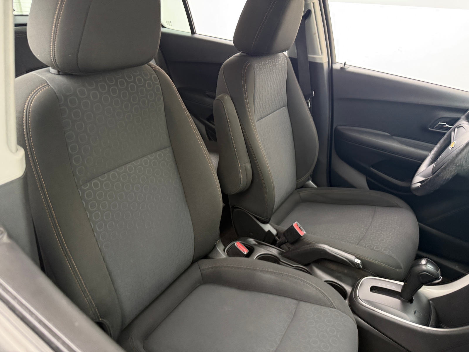 Thumbnail: 2020 Chevrolet Trax - 2