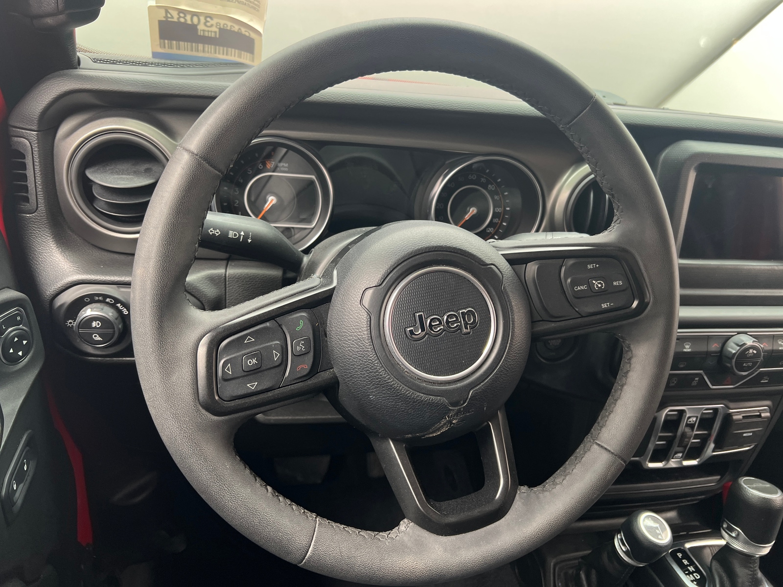 Thumbnail: 2023 Jeep Gladiator - 4