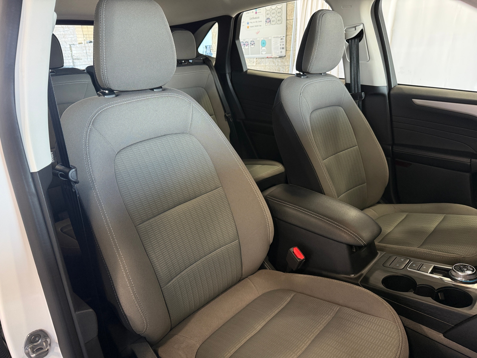 Thumbnail: 2022 Ford Escape - 2