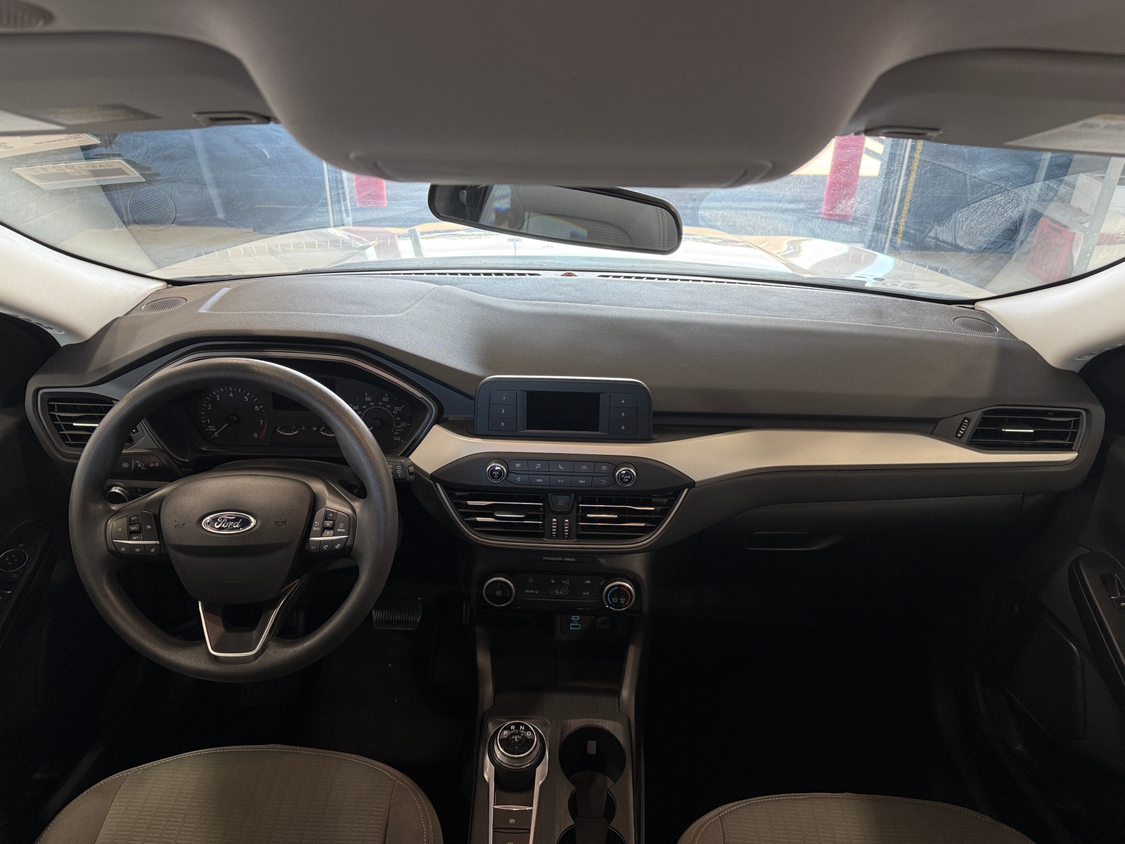 Thumbnail: 2022 Ford Escape - 3