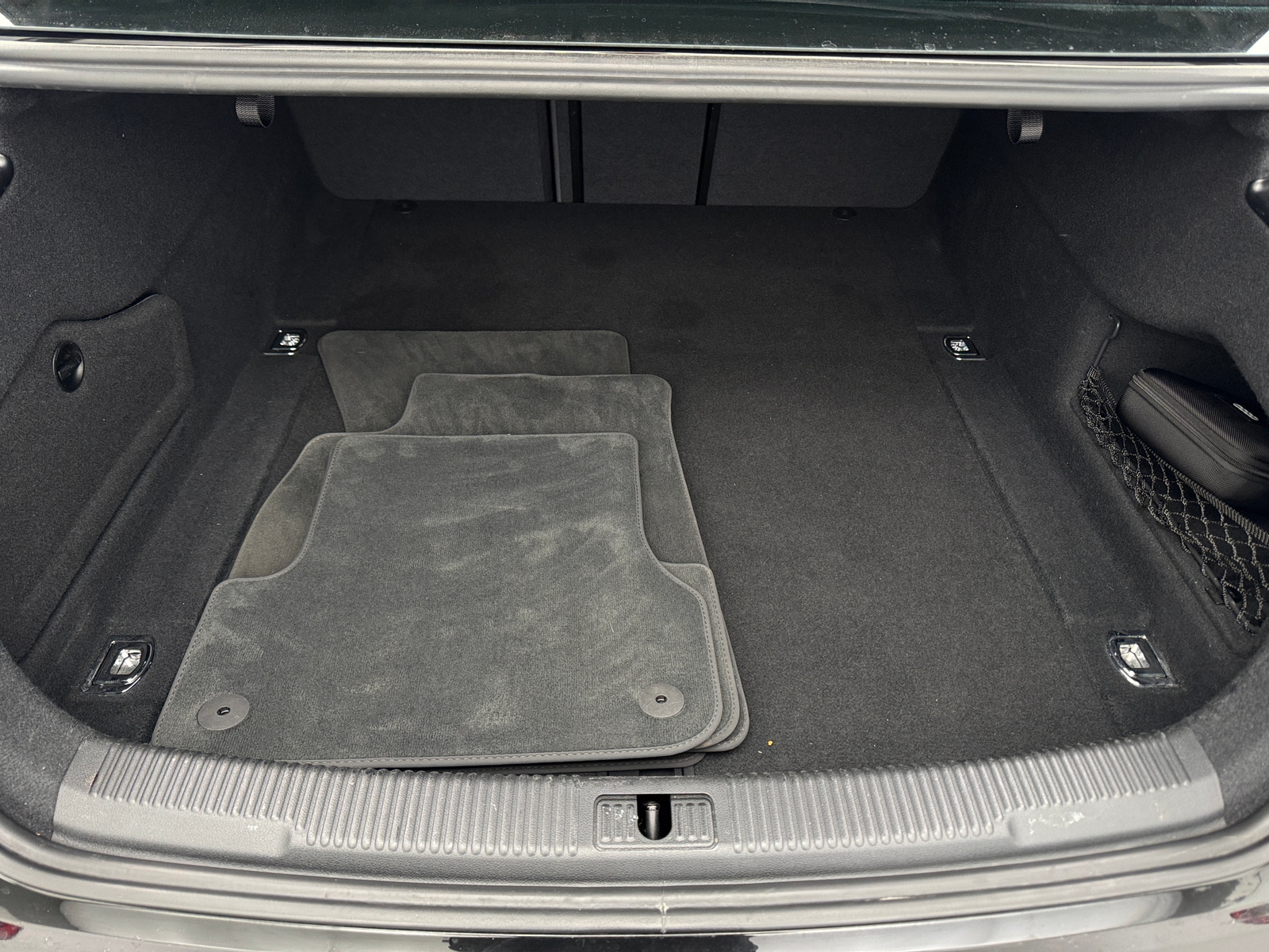 Thumbnail: 2018 Audi A6 - 6