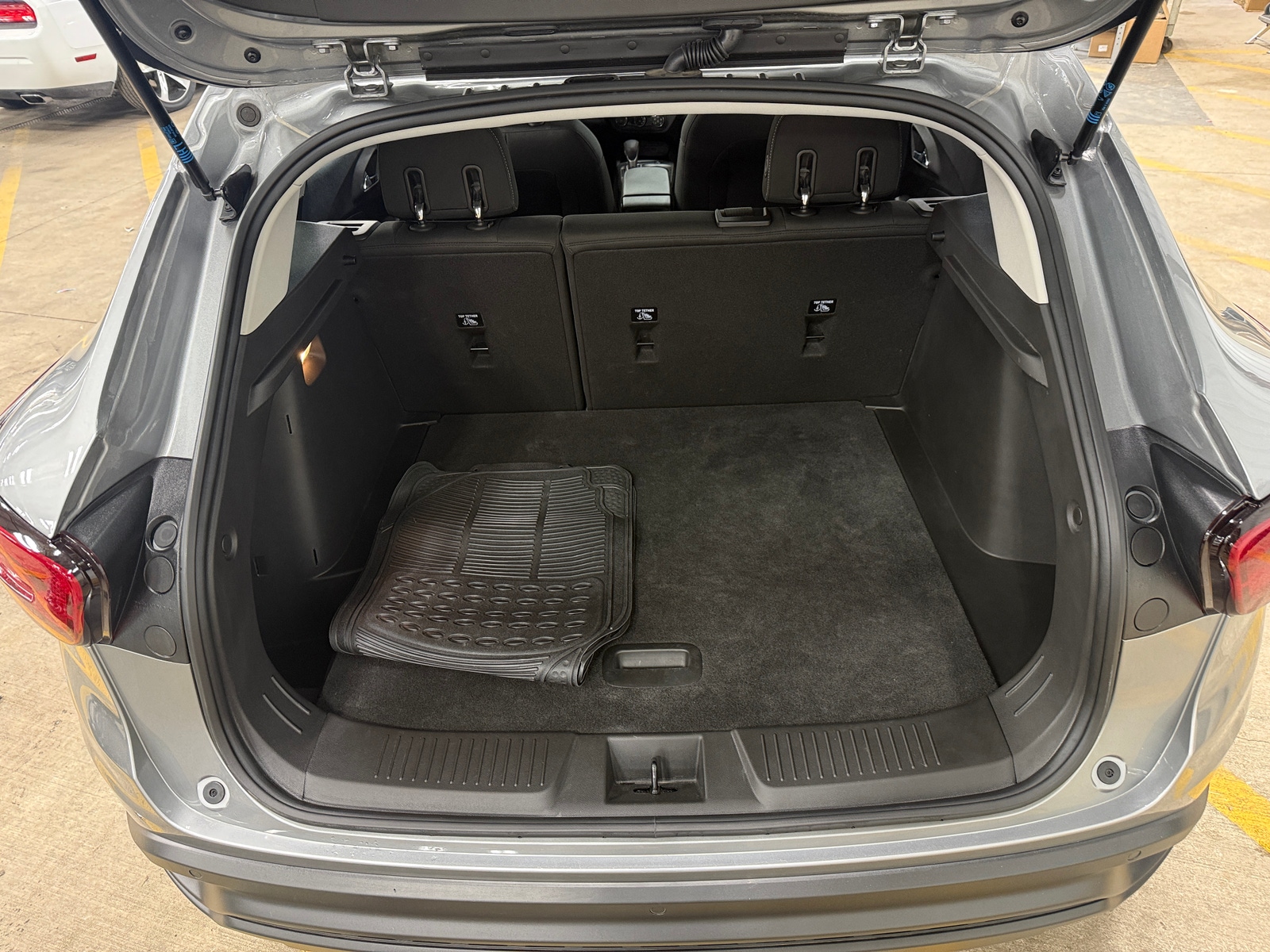 Thumbnail: 2025 Chevrolet Trax - 7