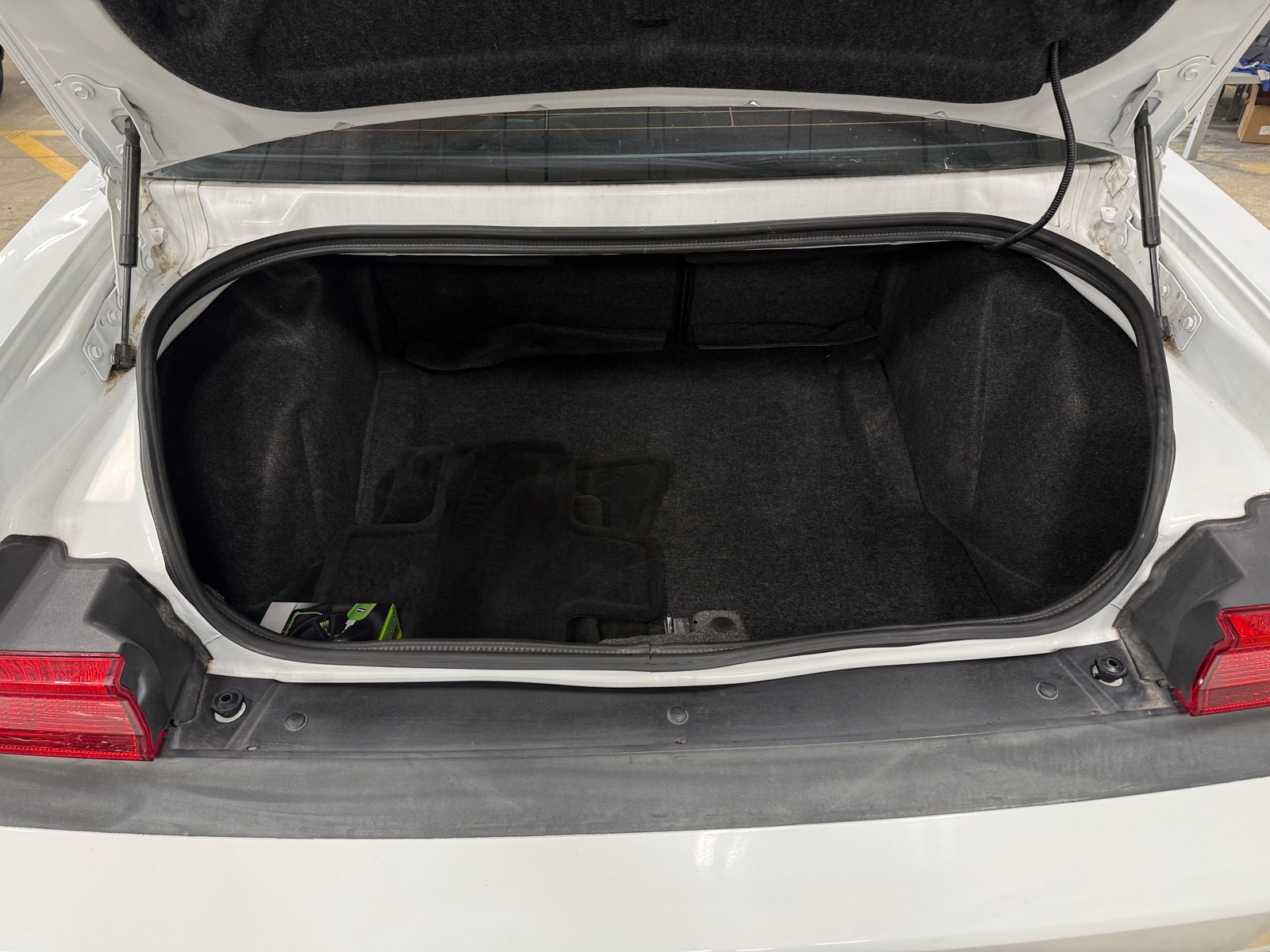 Thumbnail: 2014 Dodge Challenger - 5