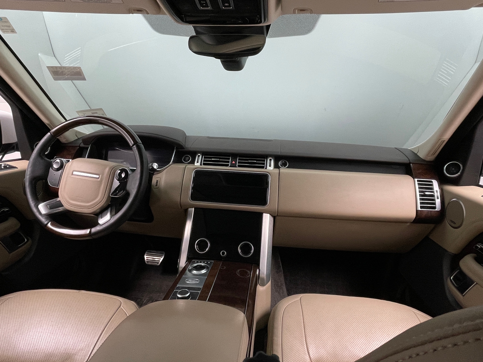 Thumbnail: 2021 Land Rover Range Rover - 2