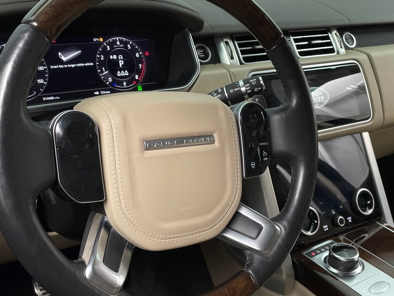 Thumbnail: 2021 Land Rover Range Rover - 4