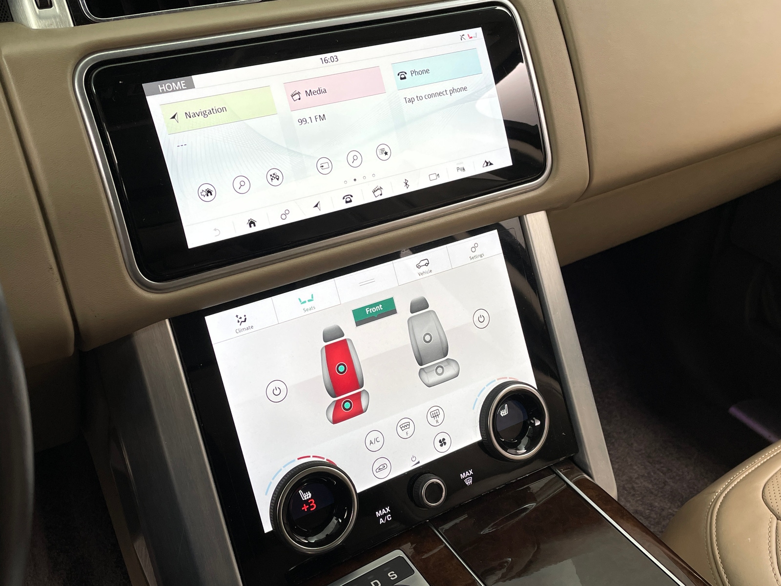 Thumbnail: 2021 Land Rover Range Rover - 3