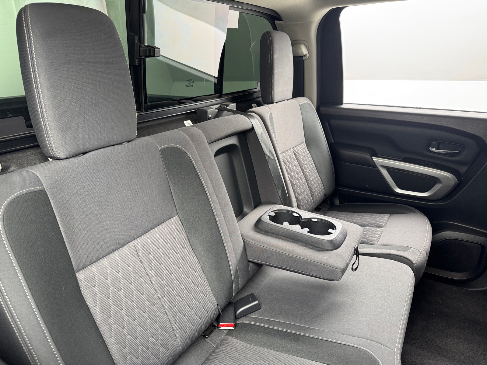 Thumbnail: 2022 Nissan Titan - 6