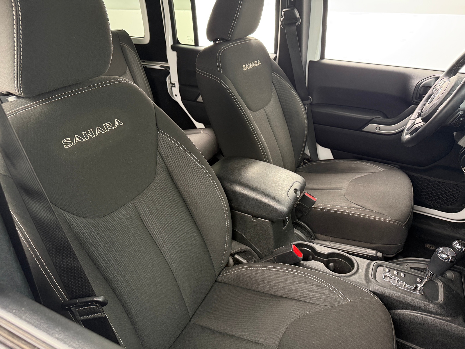 Thumbnail: 2017 Jeep Wrangler - 2