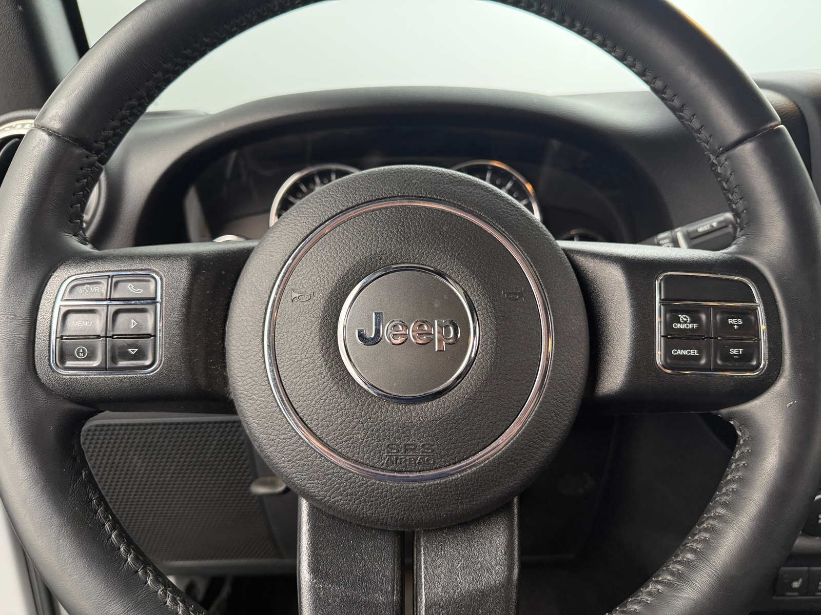 Thumbnail: 2017 Jeep Wrangler - 5