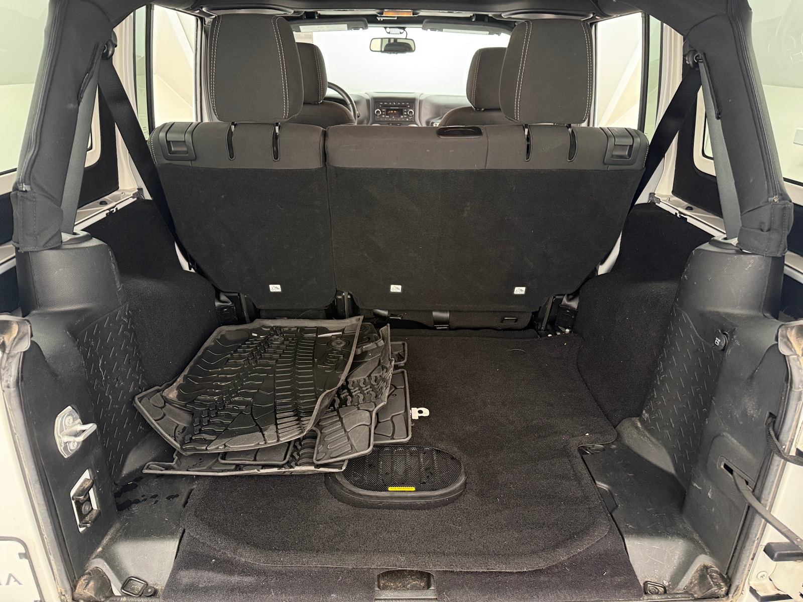 Thumbnail: 2017 Jeep Wrangler - 7