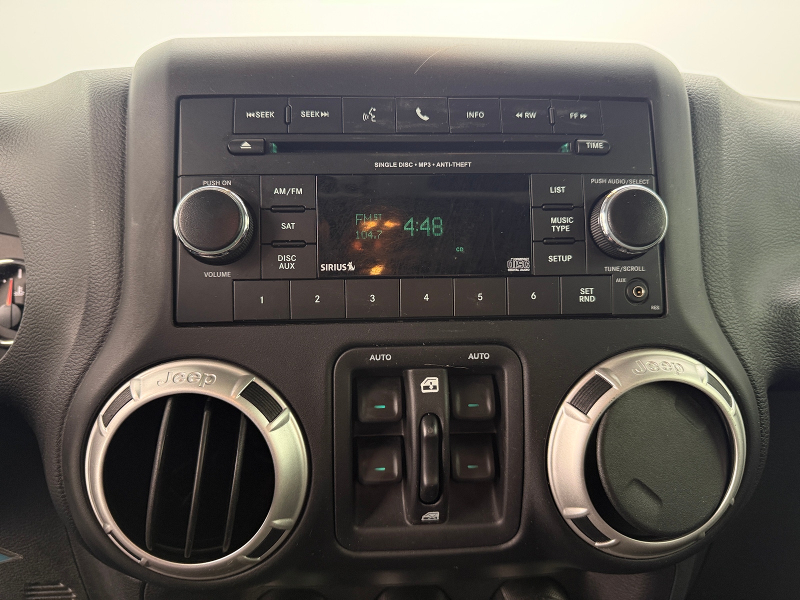 Thumbnail: 2017 Jeep Wrangler - 4