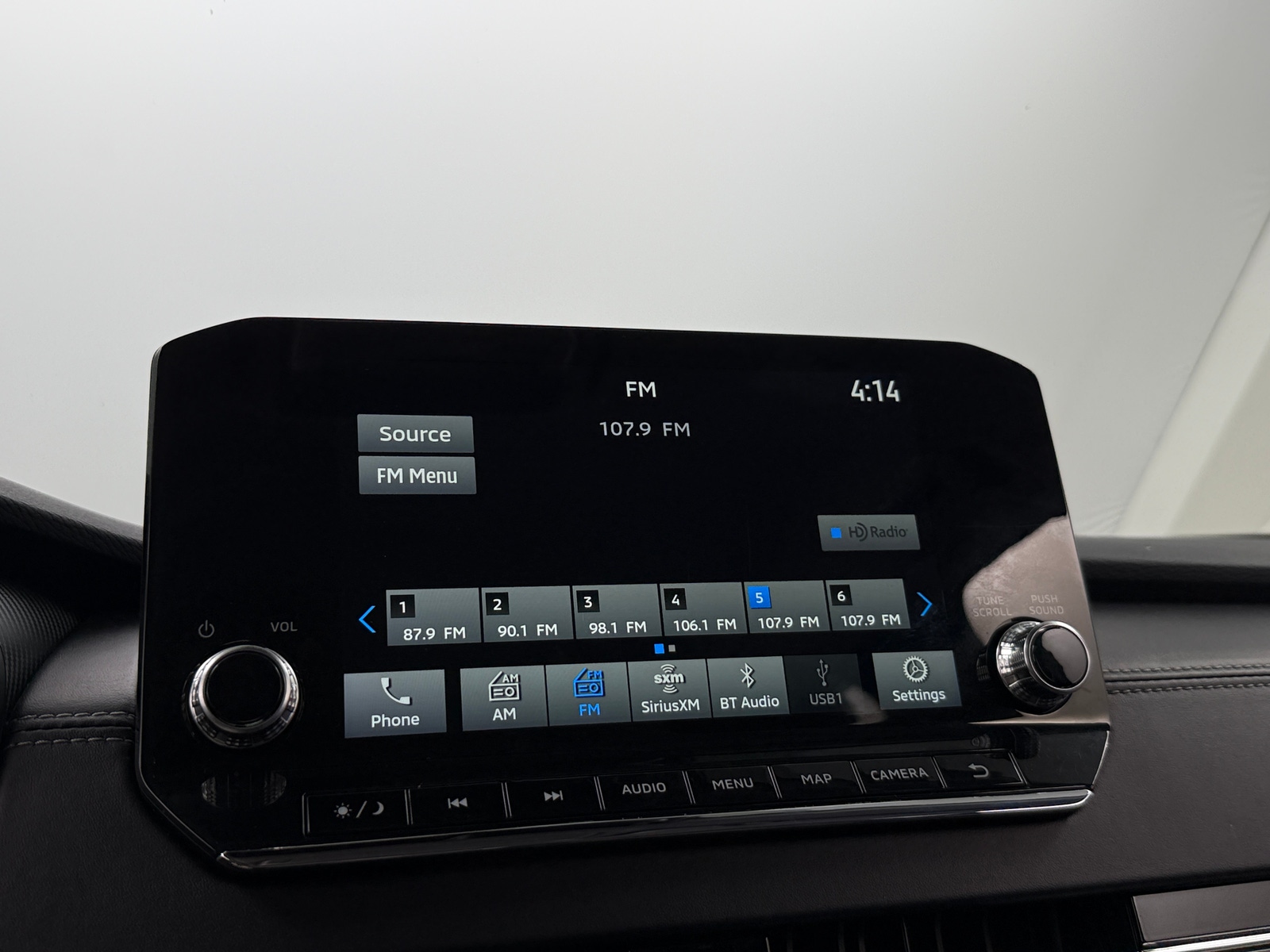 Thumbnail: 2024 Mitsubishi Outlander - 3