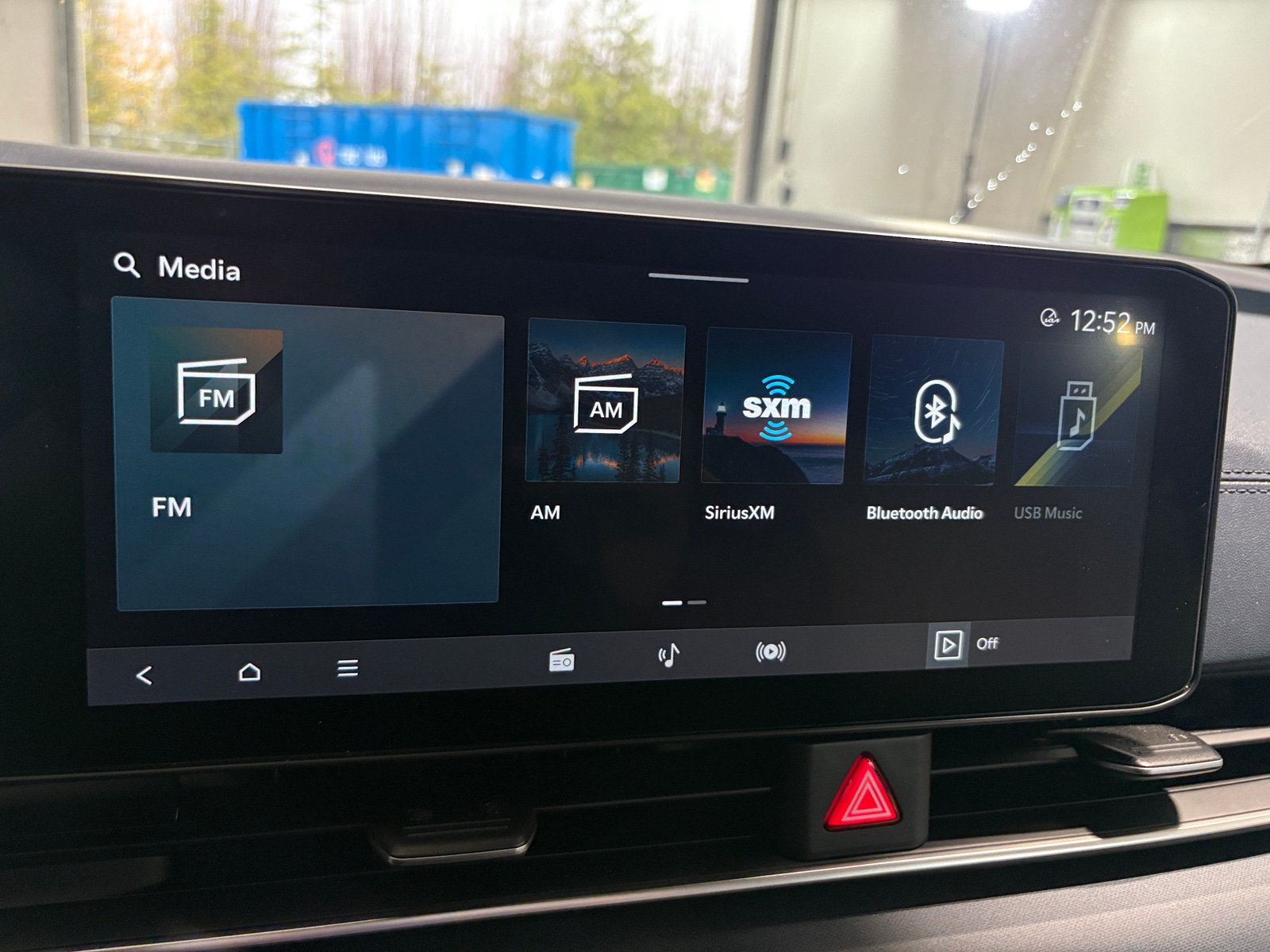 Thumbnail: 2025 Kia Carnival - 3