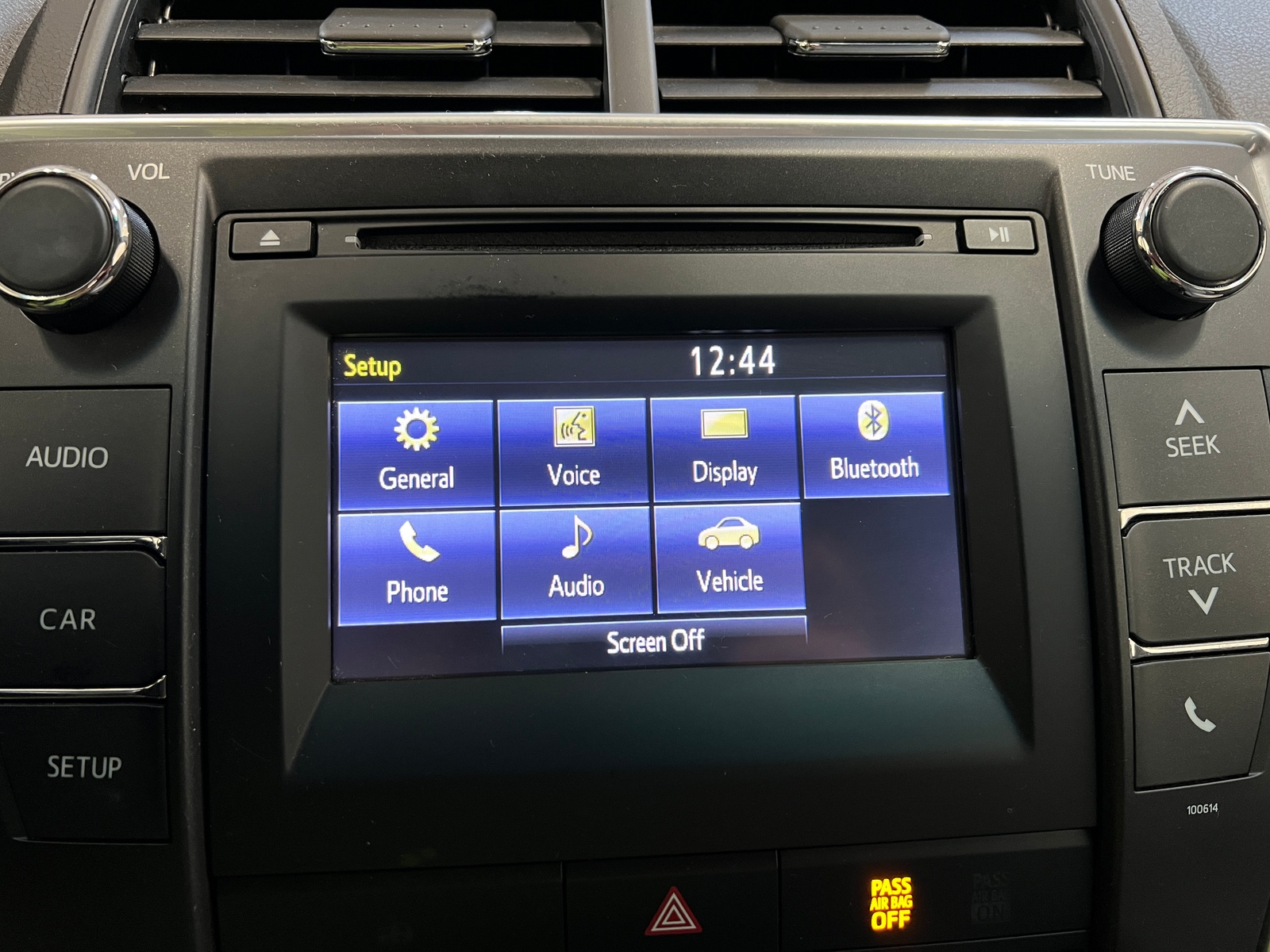 Thumbnail: 2017 Toyota Camry - 4