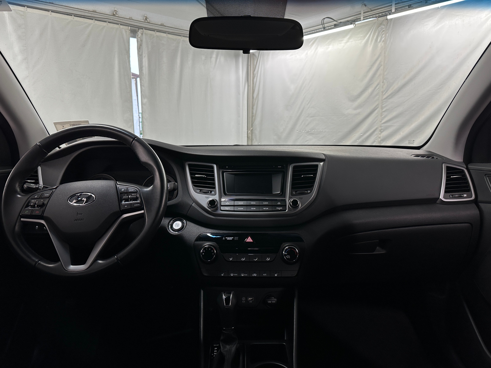 Thumbnail: 2017 Hyundai Tucson - 3