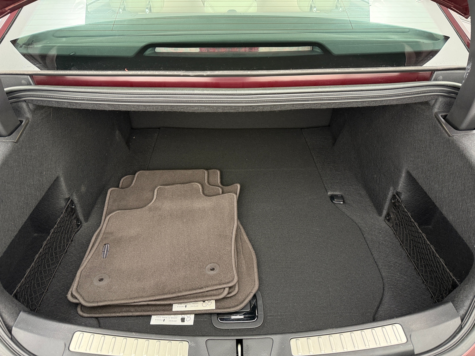 Thumbnail: 2017 Lincoln Continental - 6