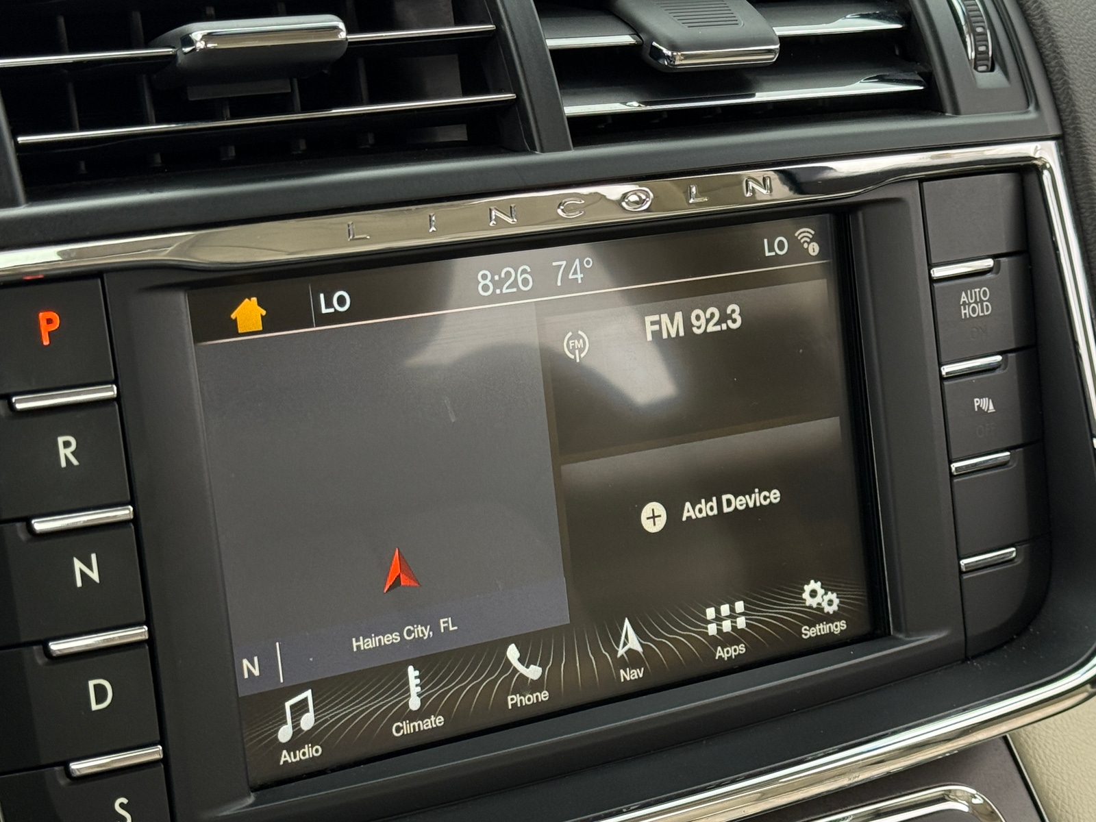 Thumbnail: 2017 Lincoln Continental - 3