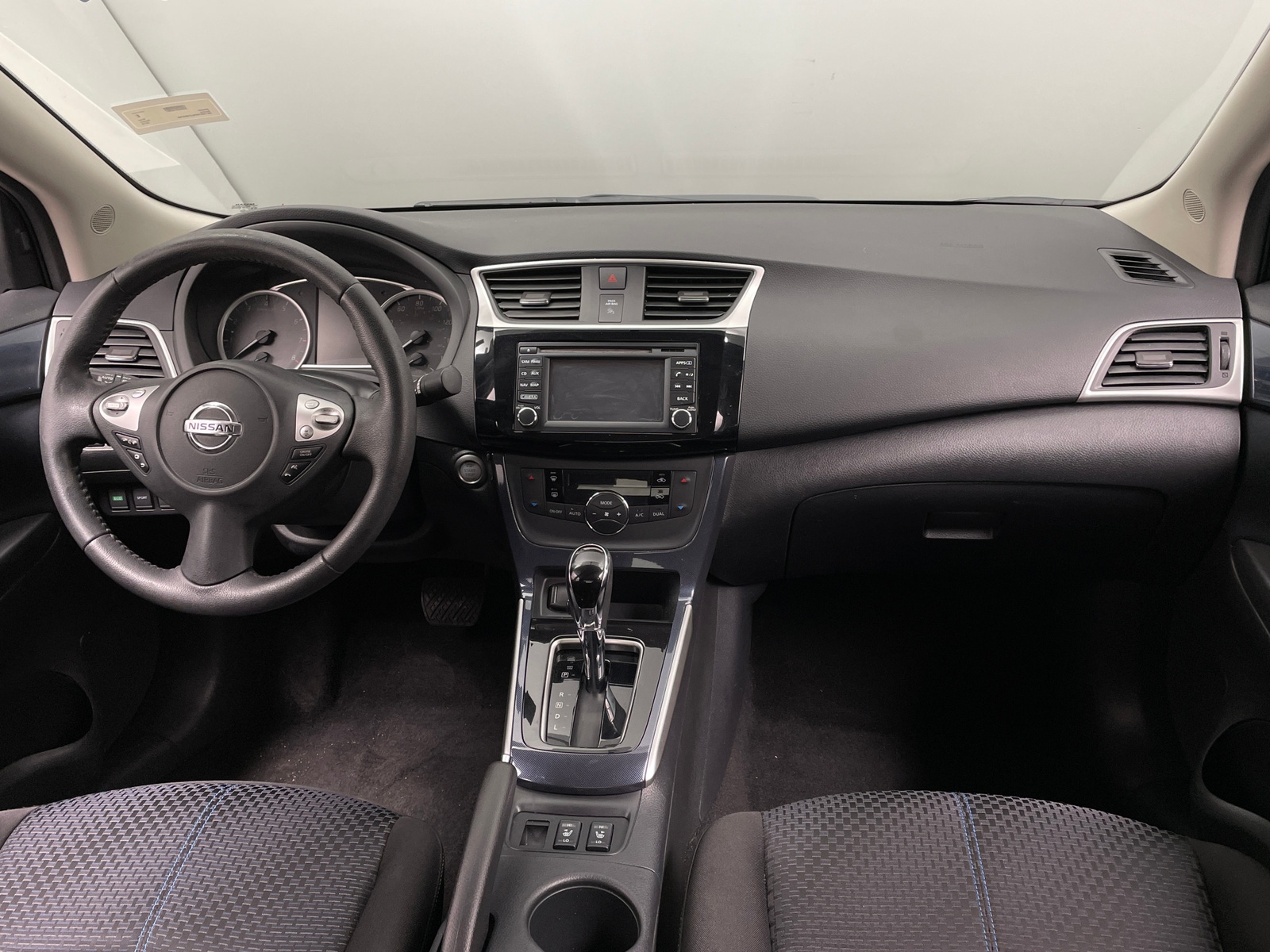 Thumbnail: 2018 Nissan Sentra - 3