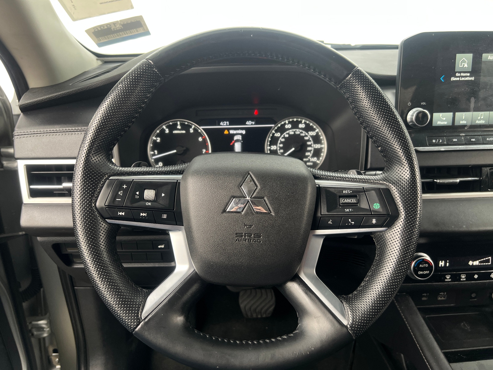 Thumbnail: 2022 Mitsubishi Outlander - 4