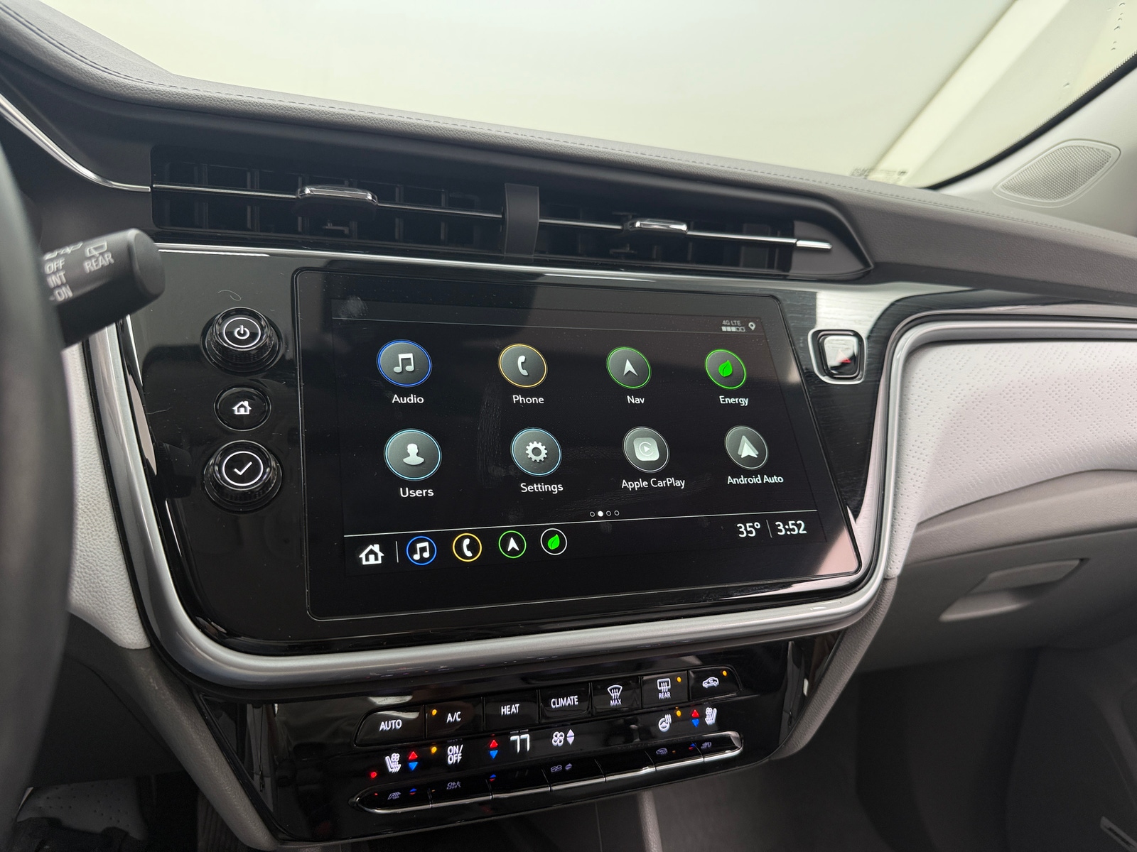 Thumbnail: 2023 Chevrolet Bolt EUV - 3