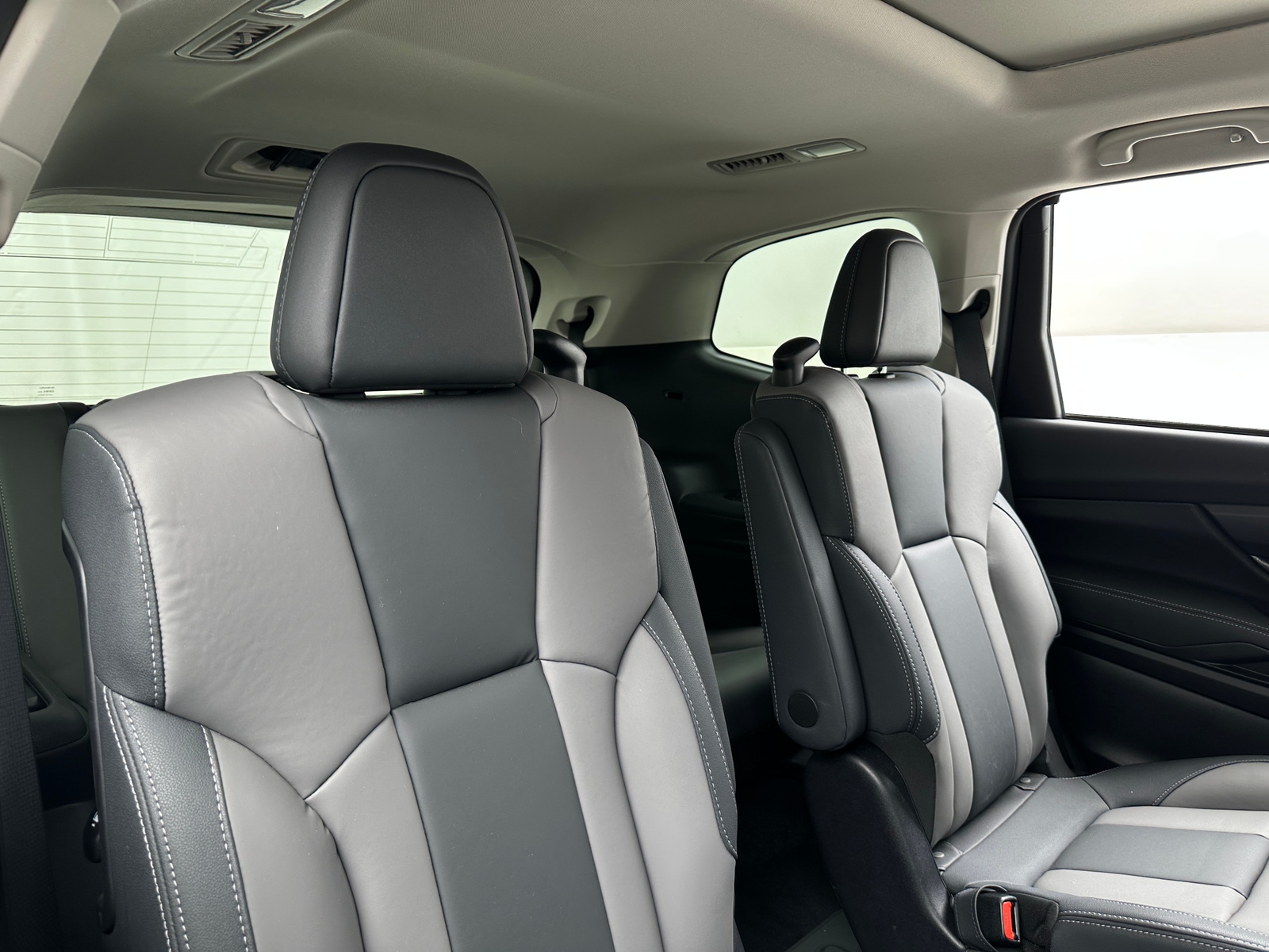 Thumbnail: 2022 Subaru Ascent - 6