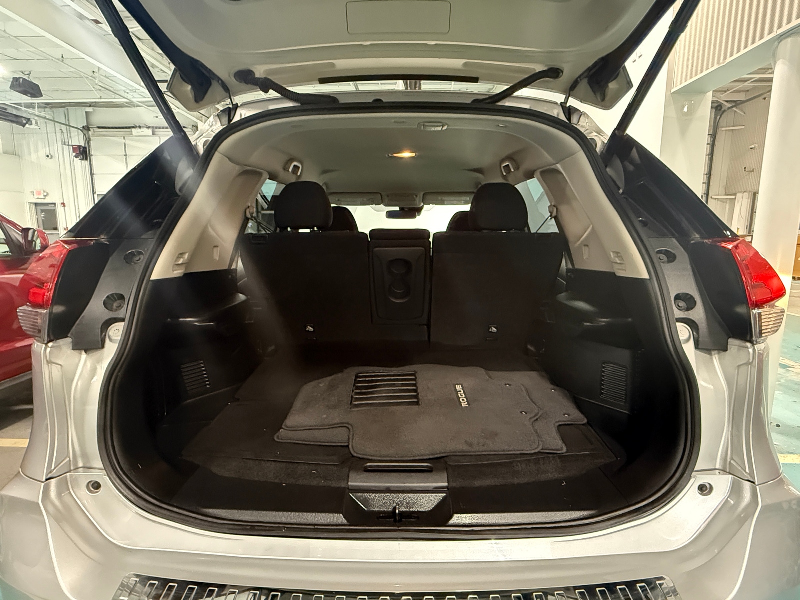 Thumbnail: 2020 Nissan Rogue - 7