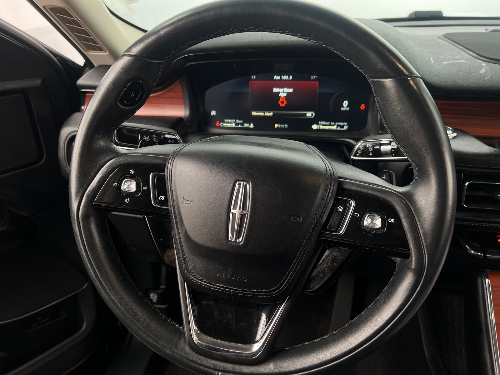 Thumbnail: 2024 Lincoln Aviator - 4