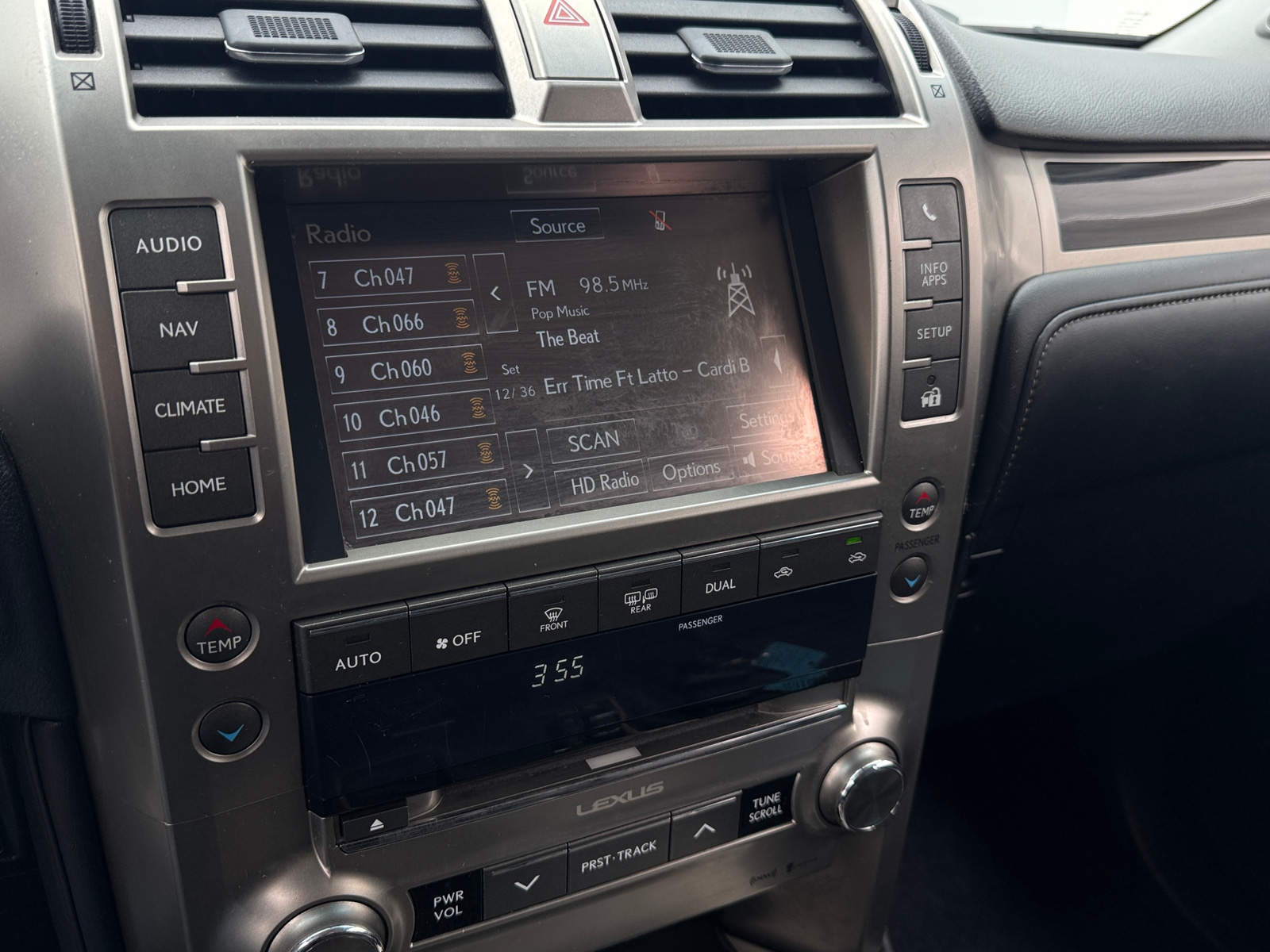 Thumbnail: 2015 Lexus GX - 3