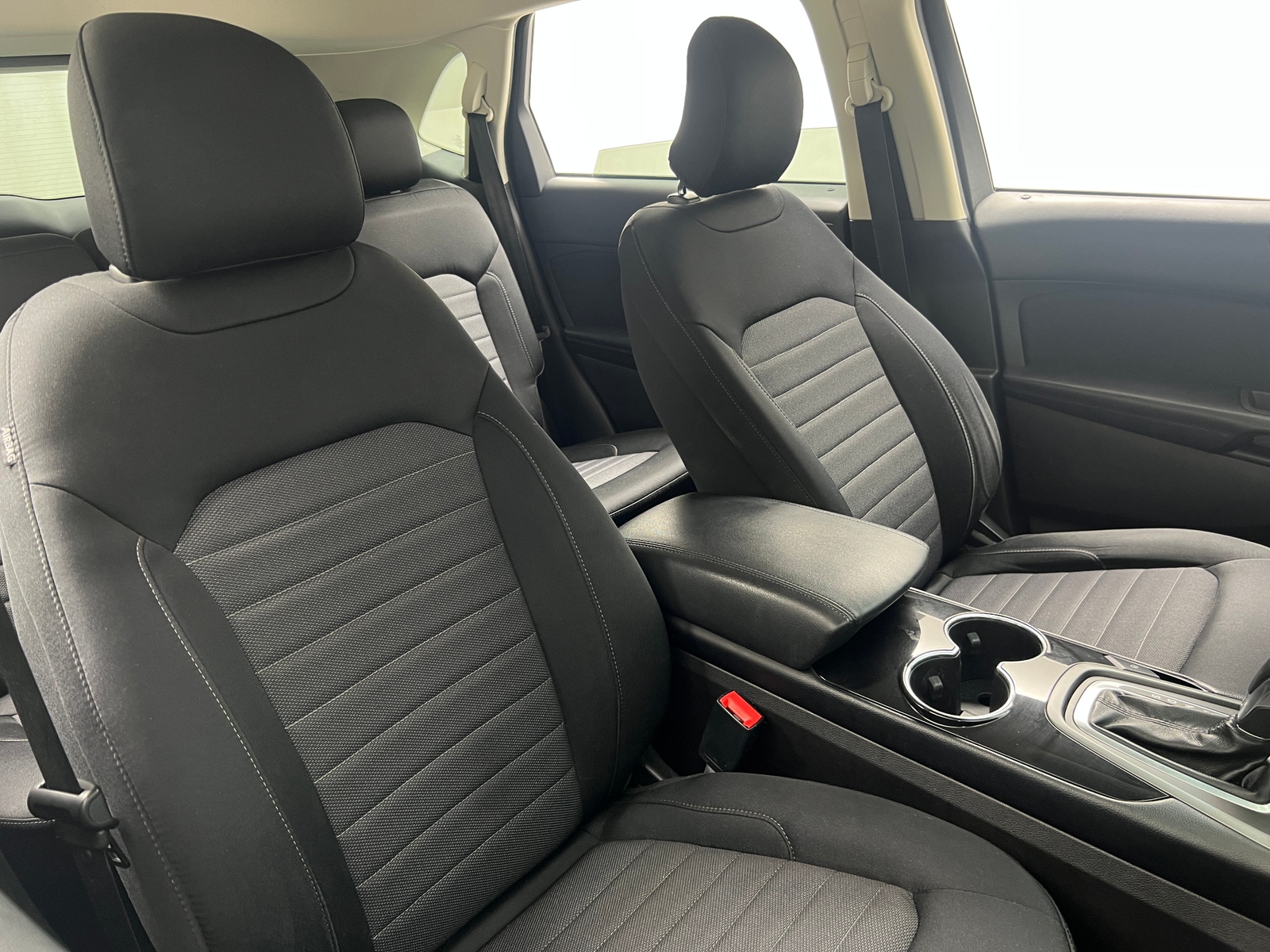 Thumbnail: 2017 Ford Edge - 2